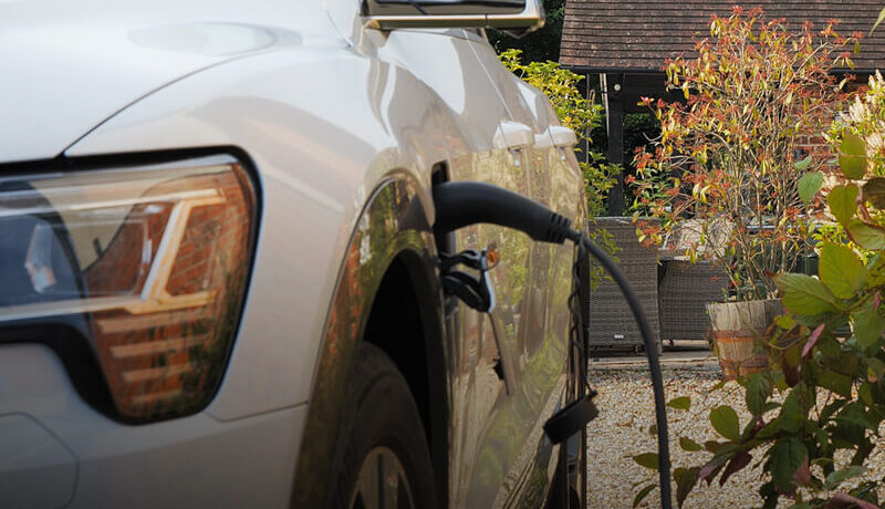 slider-cs-v1-ev-charger Power an EV on low cost electricity